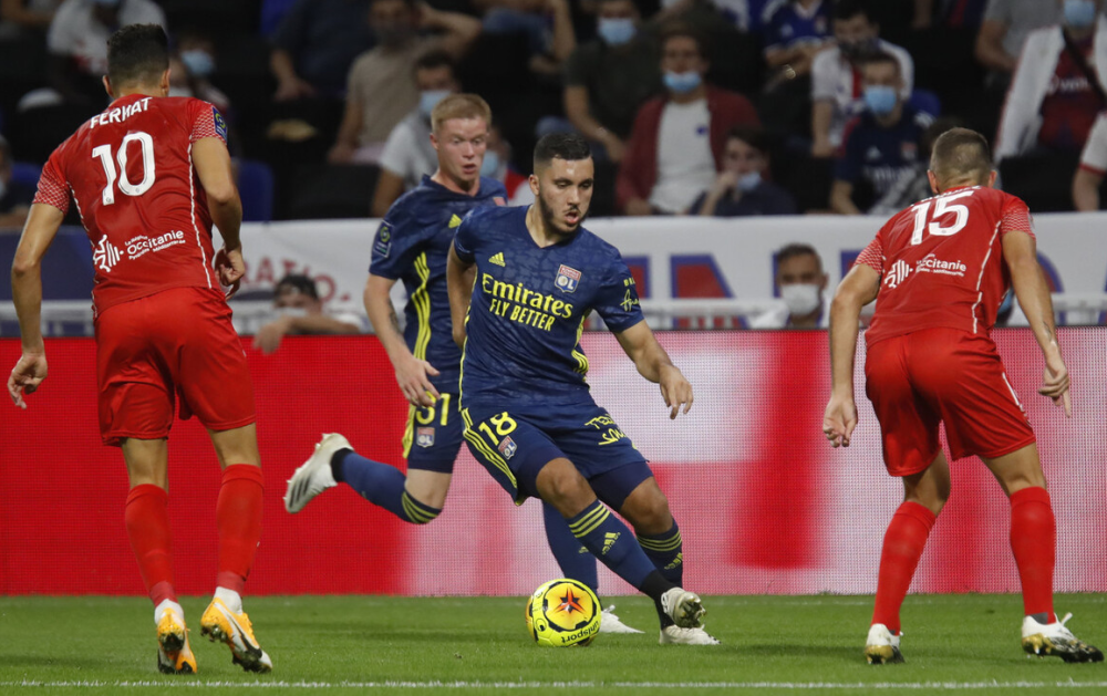 瓦伦西亚主场不敌劲旅，战绩告急的简单介绍