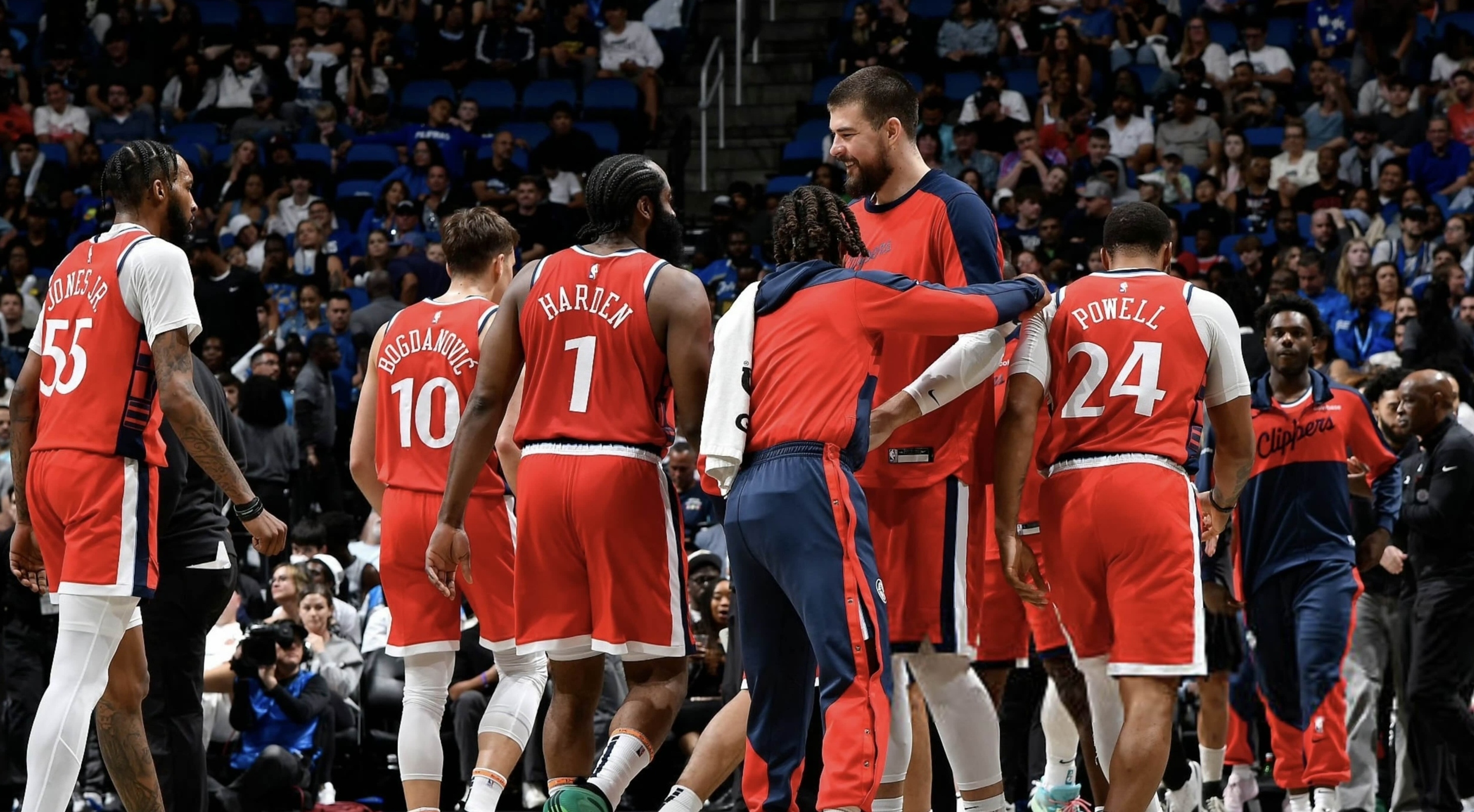 关于快船擒国王,乔治30分表现稳定的信息 关于快船擒国王,乔治30分表现稳定的信息