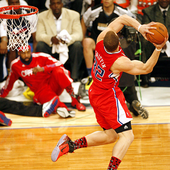 爱游戏体育网站-关于美洲篮球赛全明星赛球员选出，搏命一搏的信息