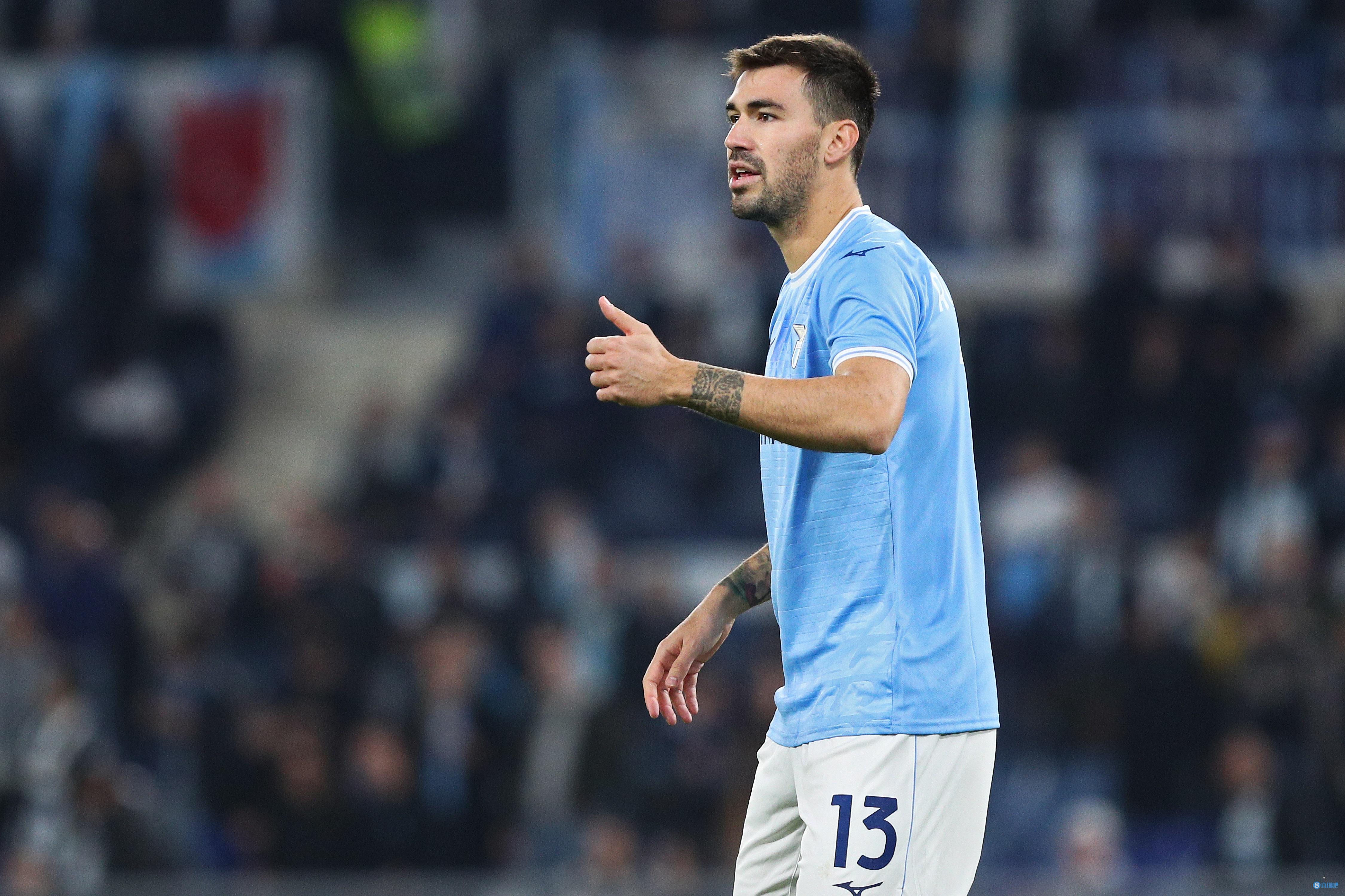 爱游戏体育平台-拉齐奥前锋连场进球，成为球队得分王的简单介绍