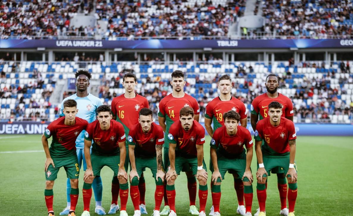 葡萄牙中场出伤后首次亮相,备战信心十足的简单介绍 葡萄牙中场出伤后首次亮相,备战信心十足的简单介绍