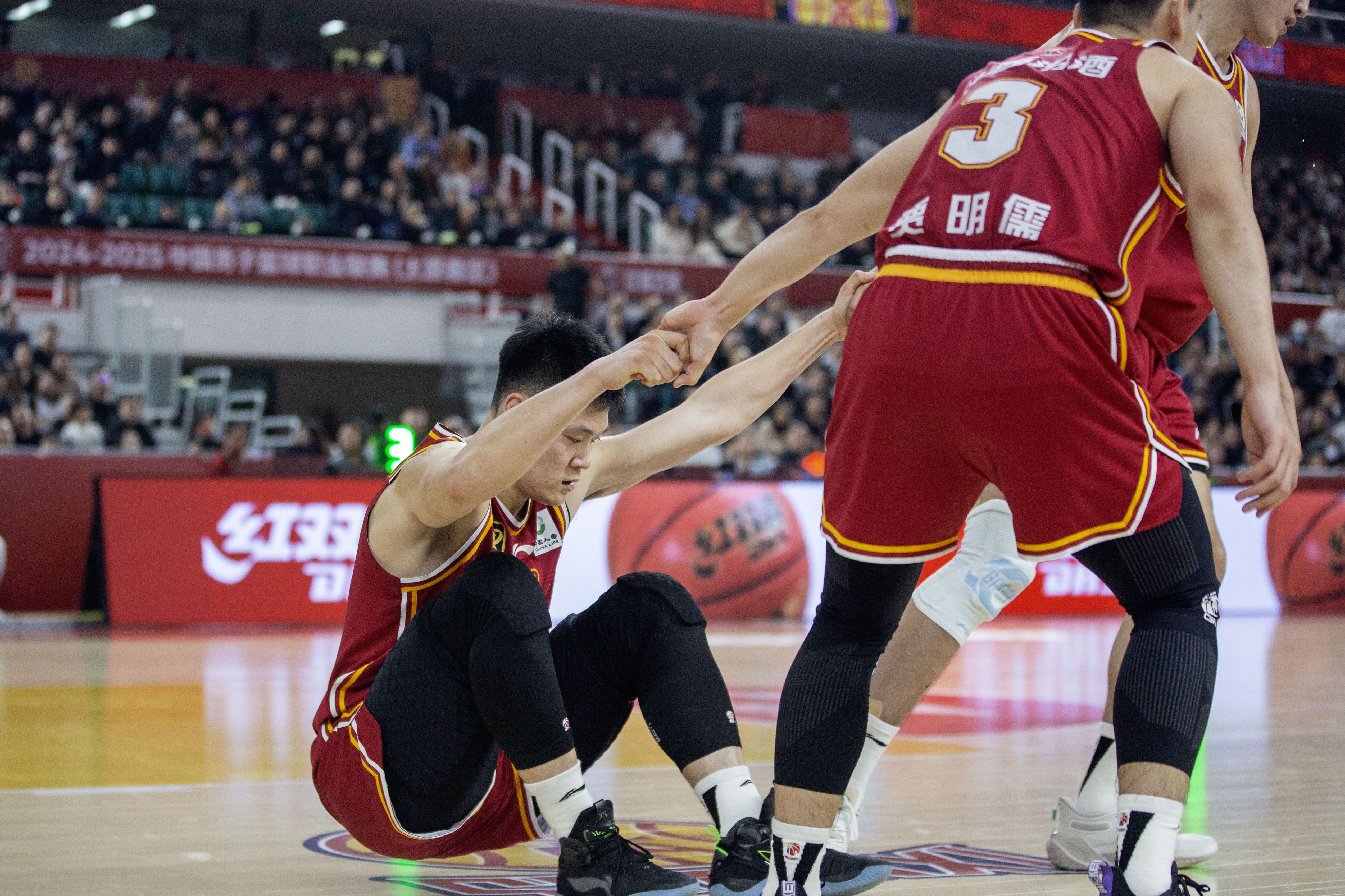 爱游戏官方入口-包含山西男篮客场一路领先，战胜天津队继续领跑的词条