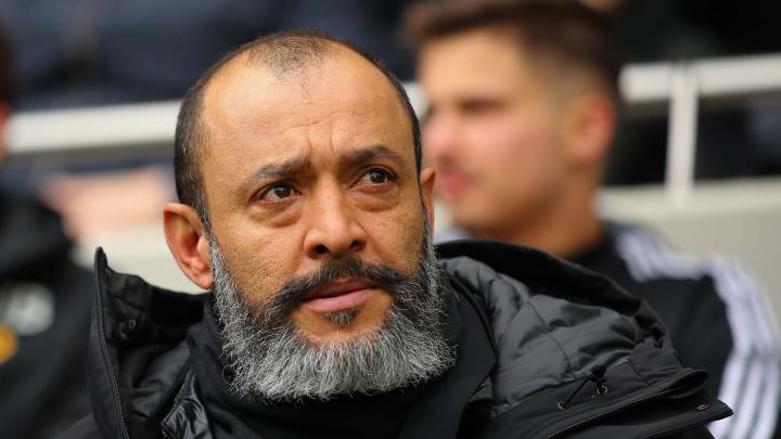 包含狼队主帅:吉梅内斯表现稳定，期待他在下一场比赛中贡献的词条