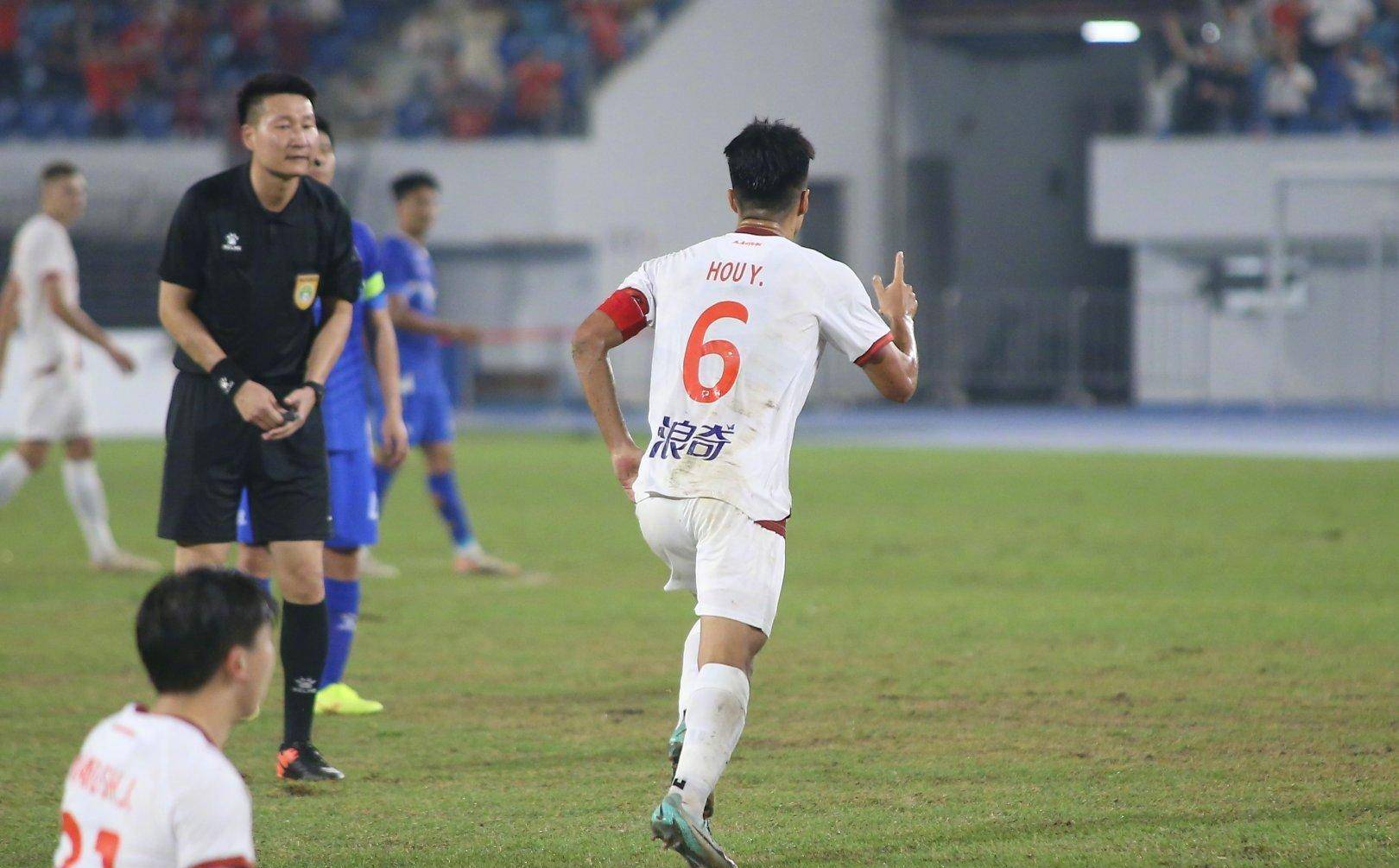 湖南人和队大比分击败对手，实现赛季第三胜的简单介绍