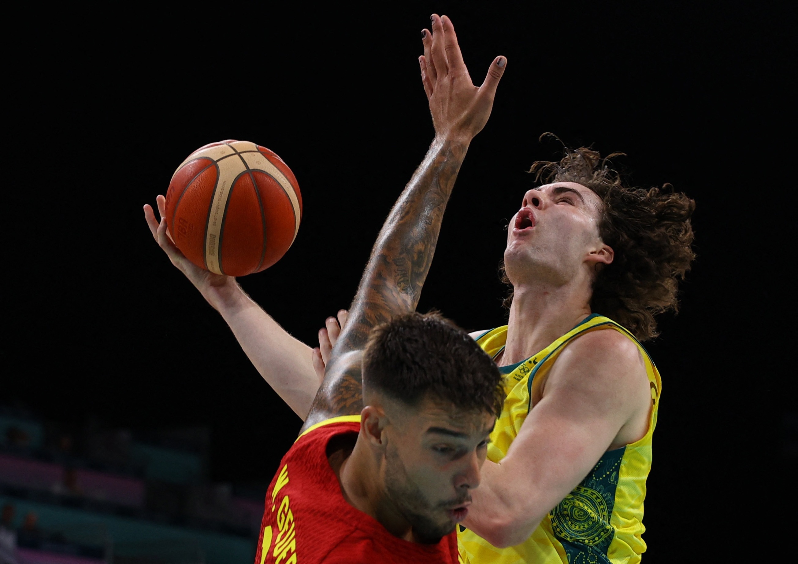 澳大利亚球员因伤退出国家队比赛，备战下赛季的简单介绍