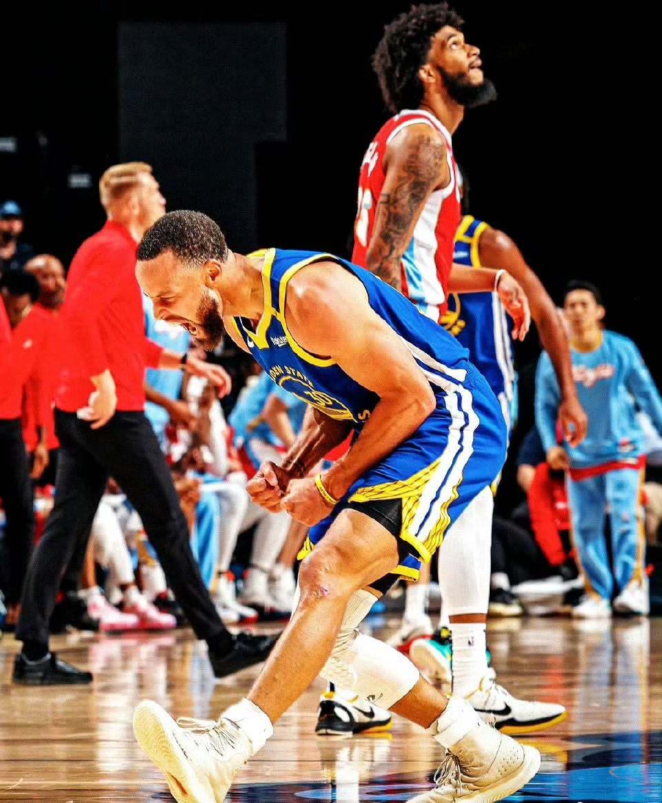 NBA勇士队领先太阳队,取得赛季最佳成绩 NBA勇士队领先太阳队,取得赛季最佳成绩