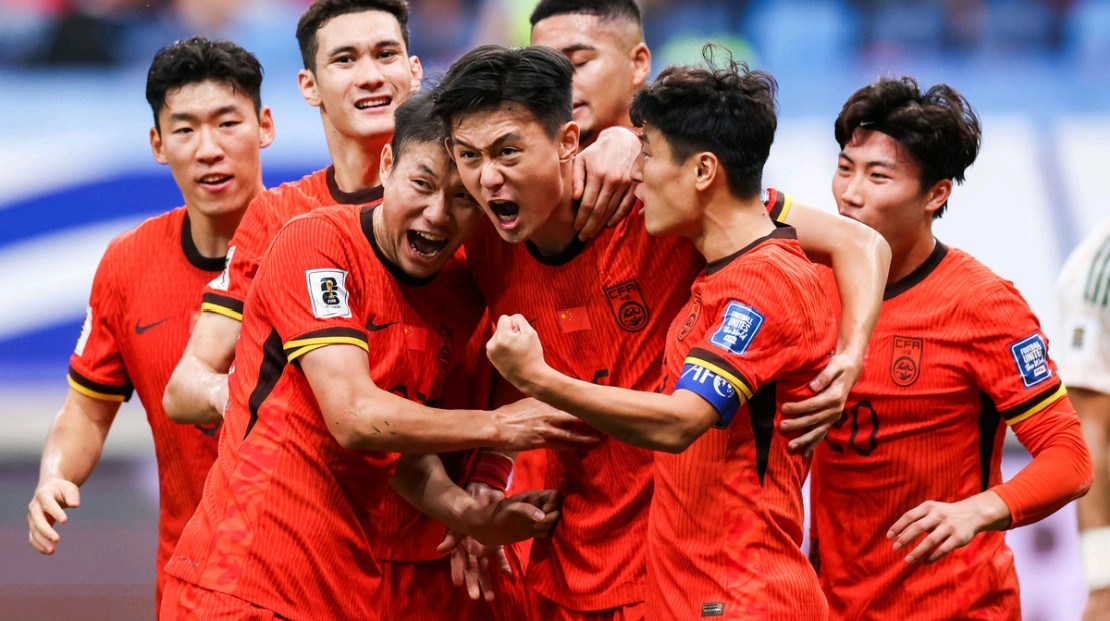 足球赛事风起云涌,球队全面备战 足球赛事风起云涌,球队全面备战