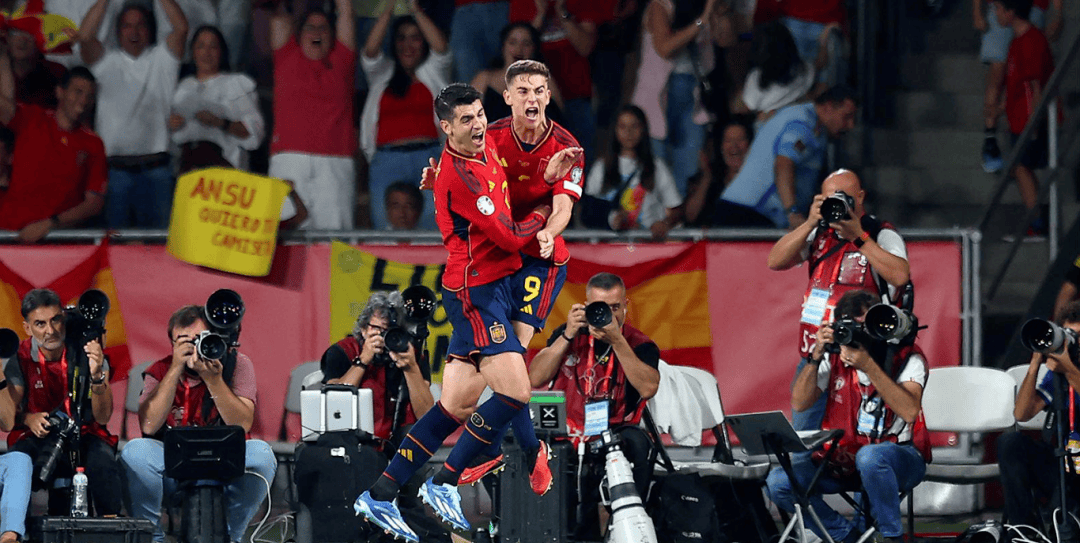 爱游戏在线-欧预赛比赛强强对话，谁能笑到最后？的简单介绍